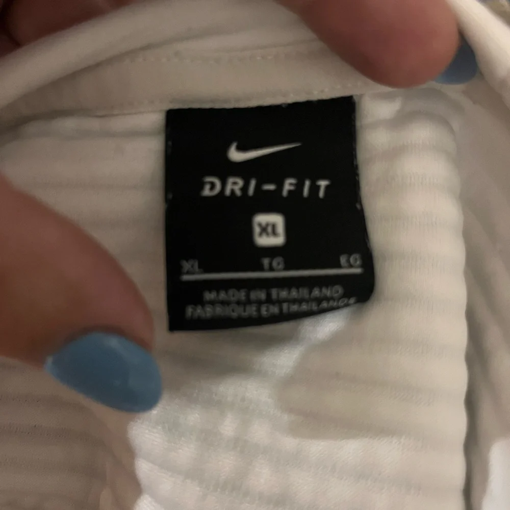 Nike Dri-FIT White Ribbed Top - Picture 3 of 3